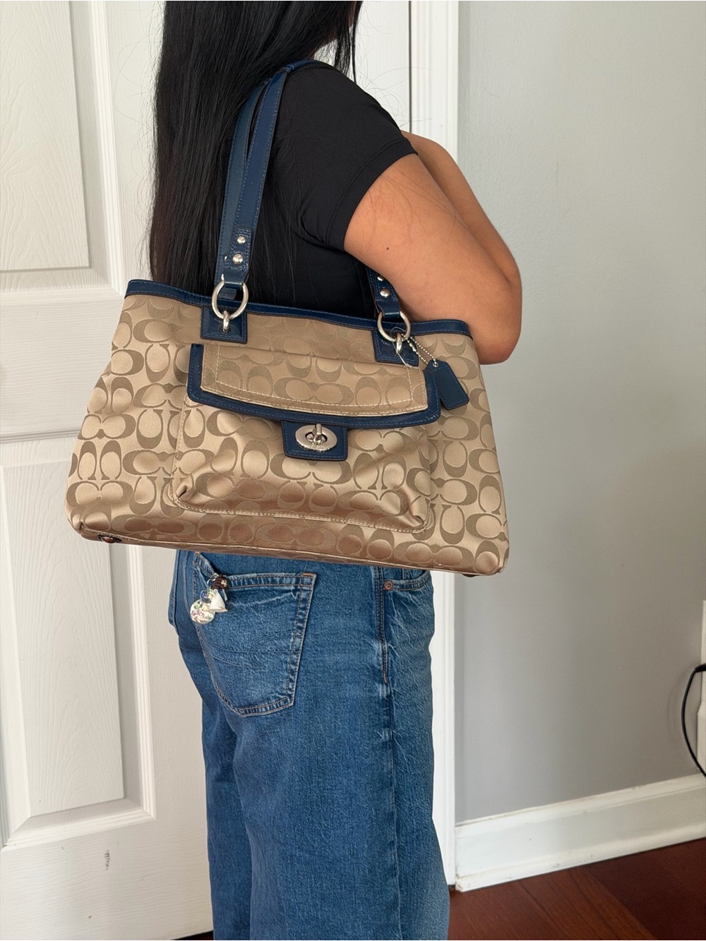Coach Penelope Signature Satchel Handbag F19043 Khaki/Navy - Picture 8 of 15